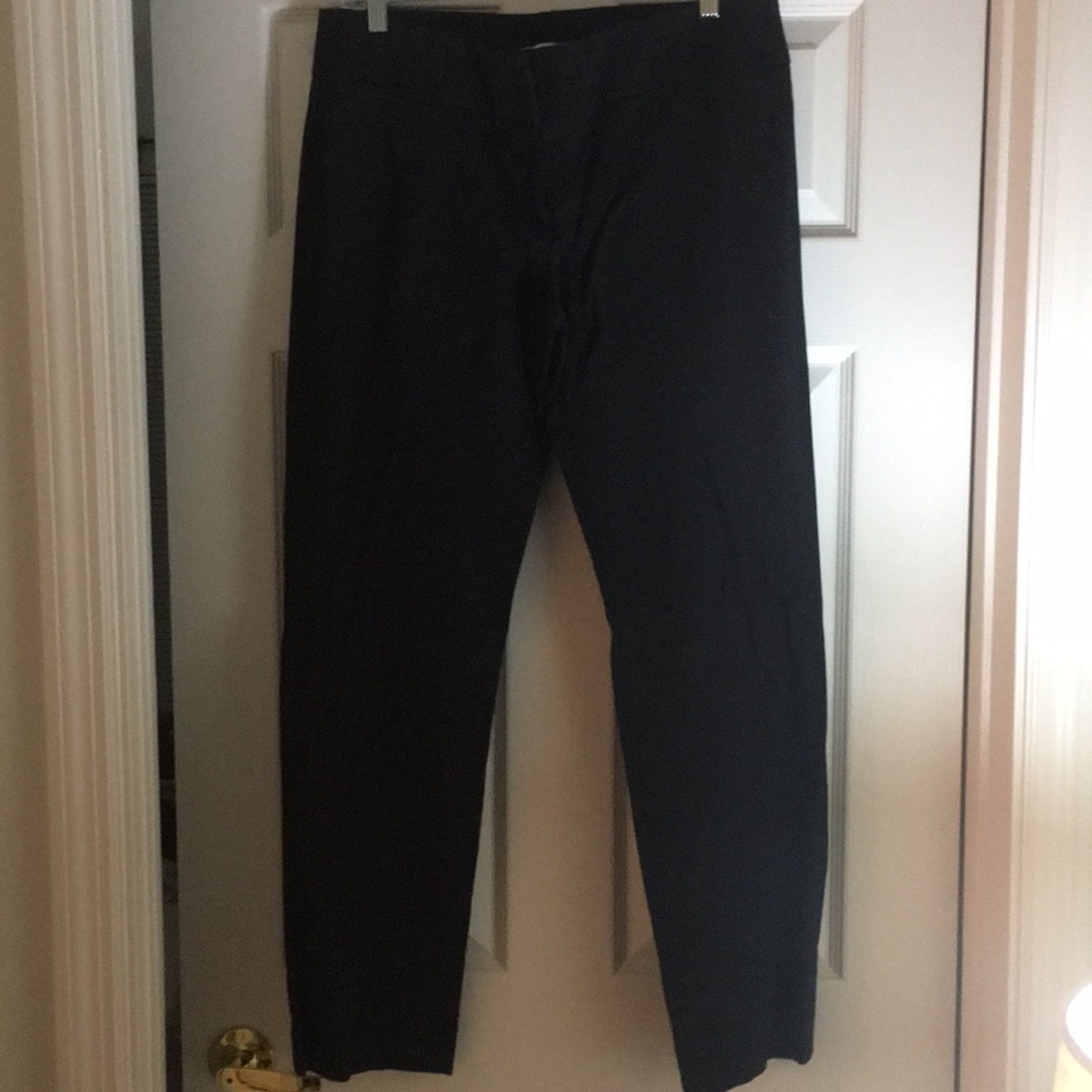 EUC black size 10 Loft pants